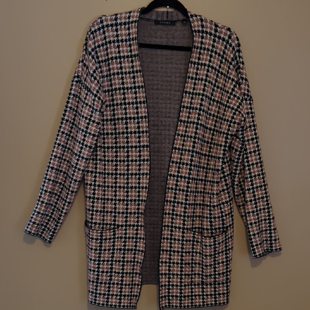 Cyrus Black, Brown and White Knit Cardigan